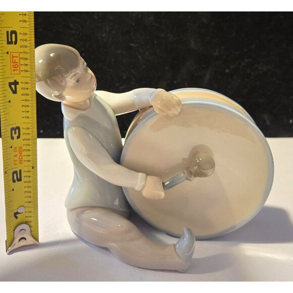 Lladro Drummer Boy figurine, Boy with Drum, porcelain drum figurine MINT SPAIN - Picture 7 of 7